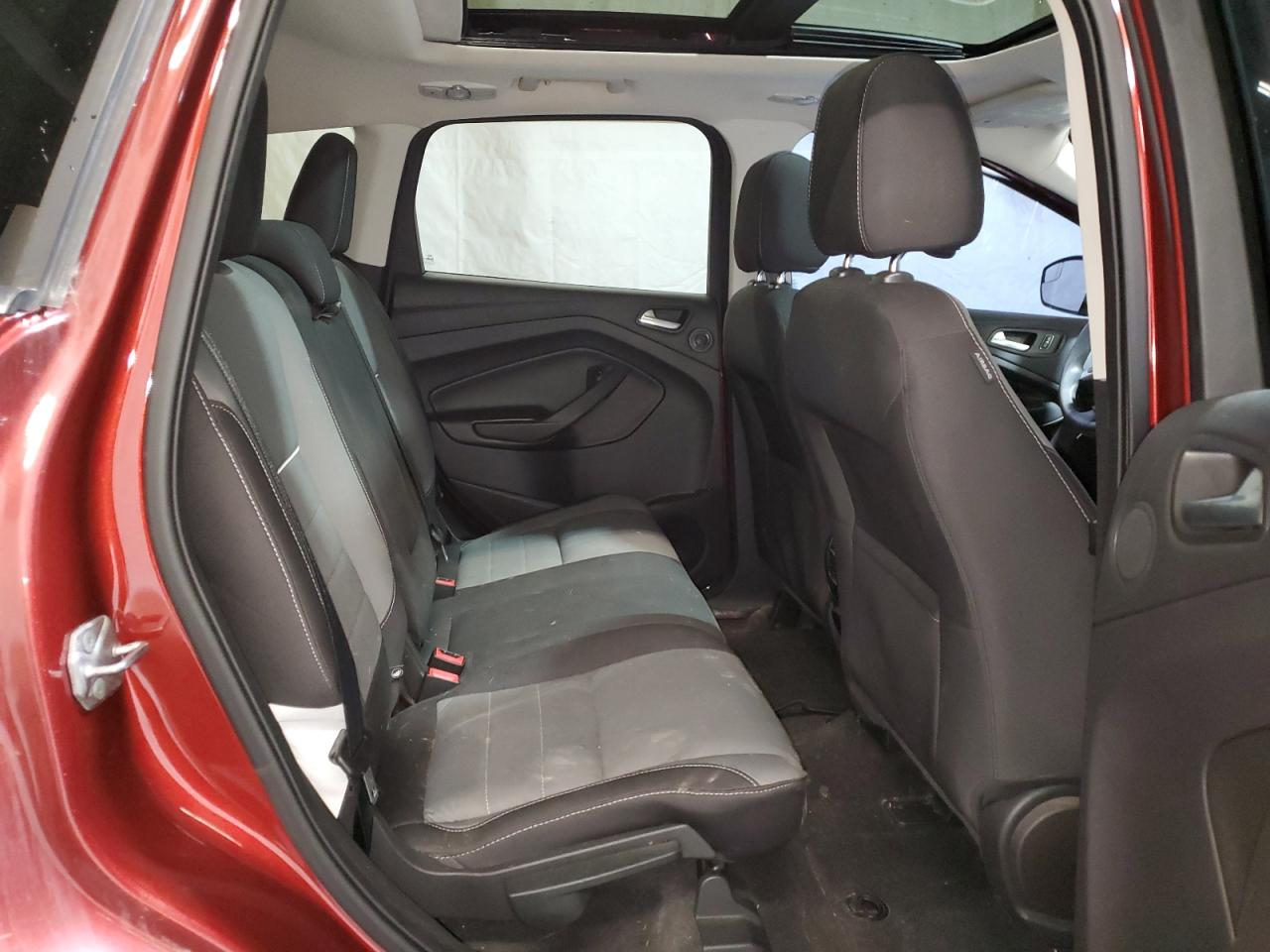 2014 Ford Escape - Image 11