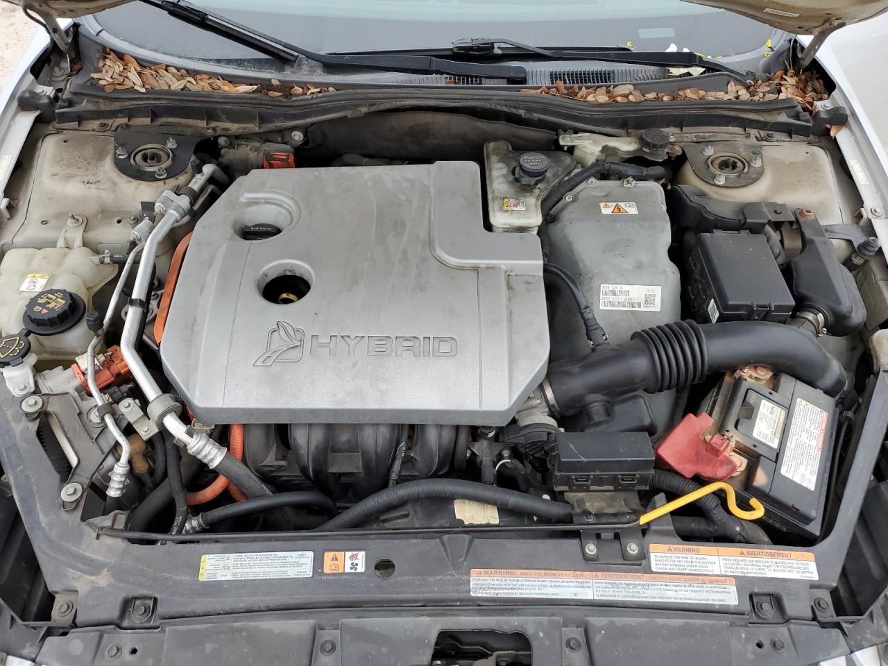 2010 Mercury Milan - Image 11