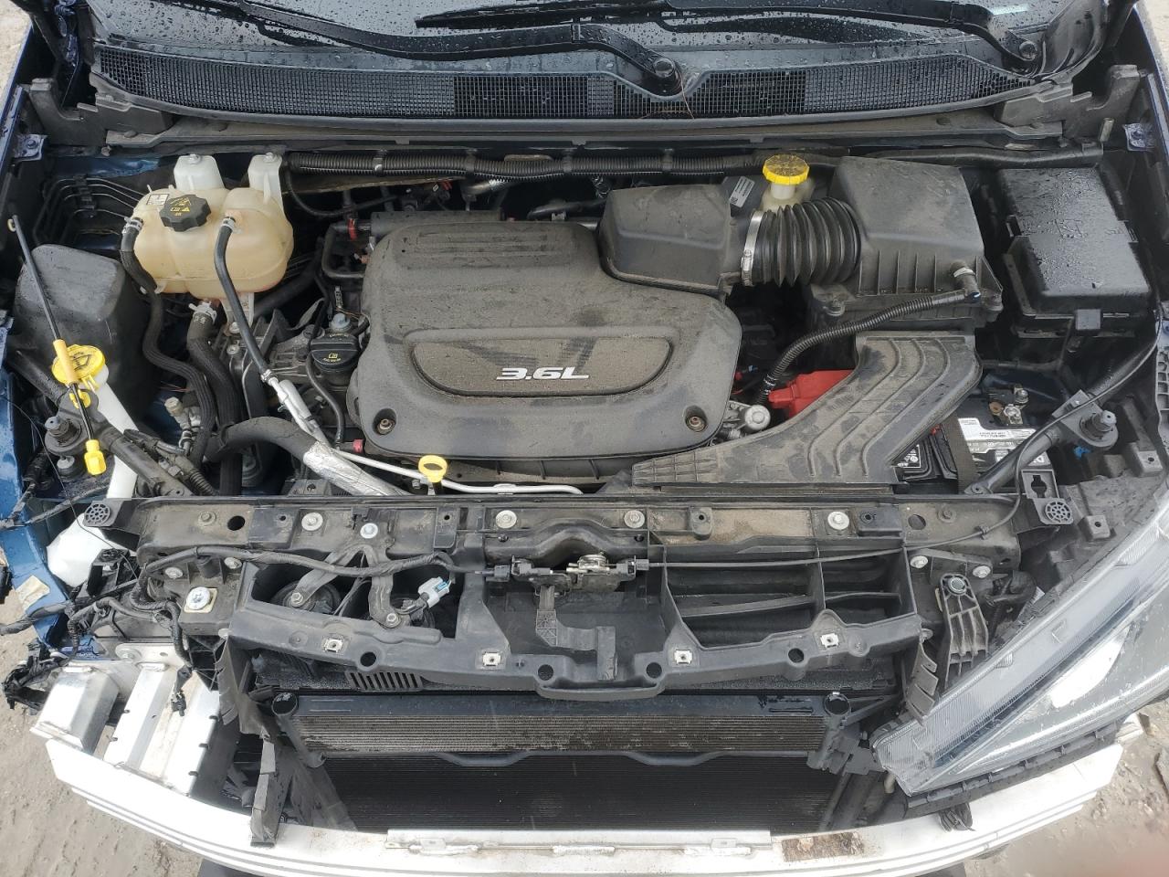 2017 Chrysler Pacifica - Image 12