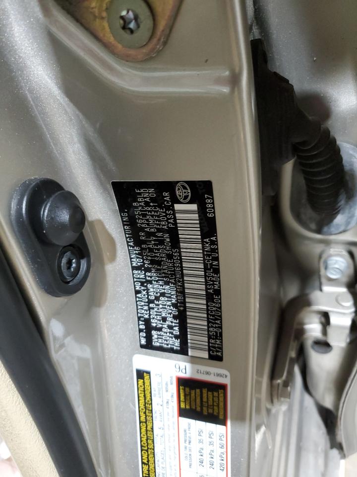 2017 Toyota Camry - Image 12