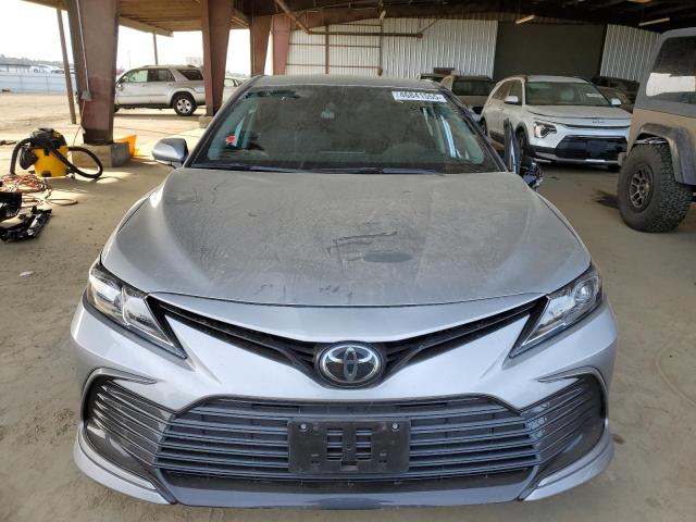  TOYOTA CAMRY 2024 Srebrny