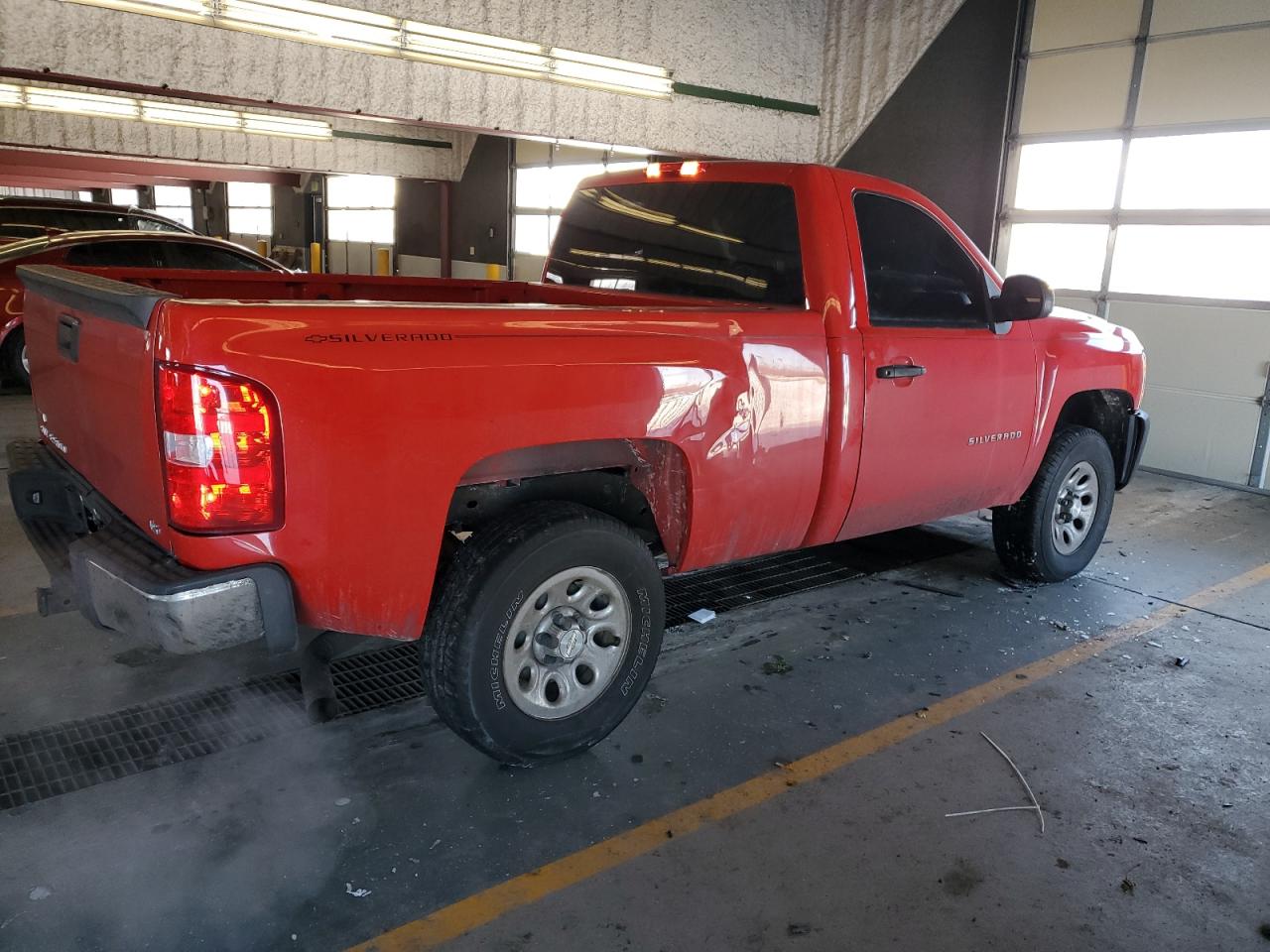 2011 Chevrolet Silverado - Image 3