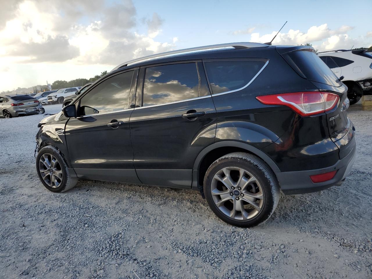 2014 Ford Escape - Image 2