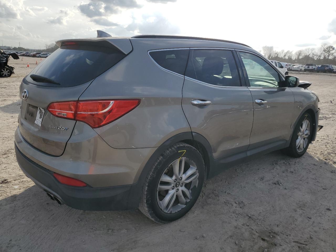 2013 Hyundai Santa Fe - Image 3