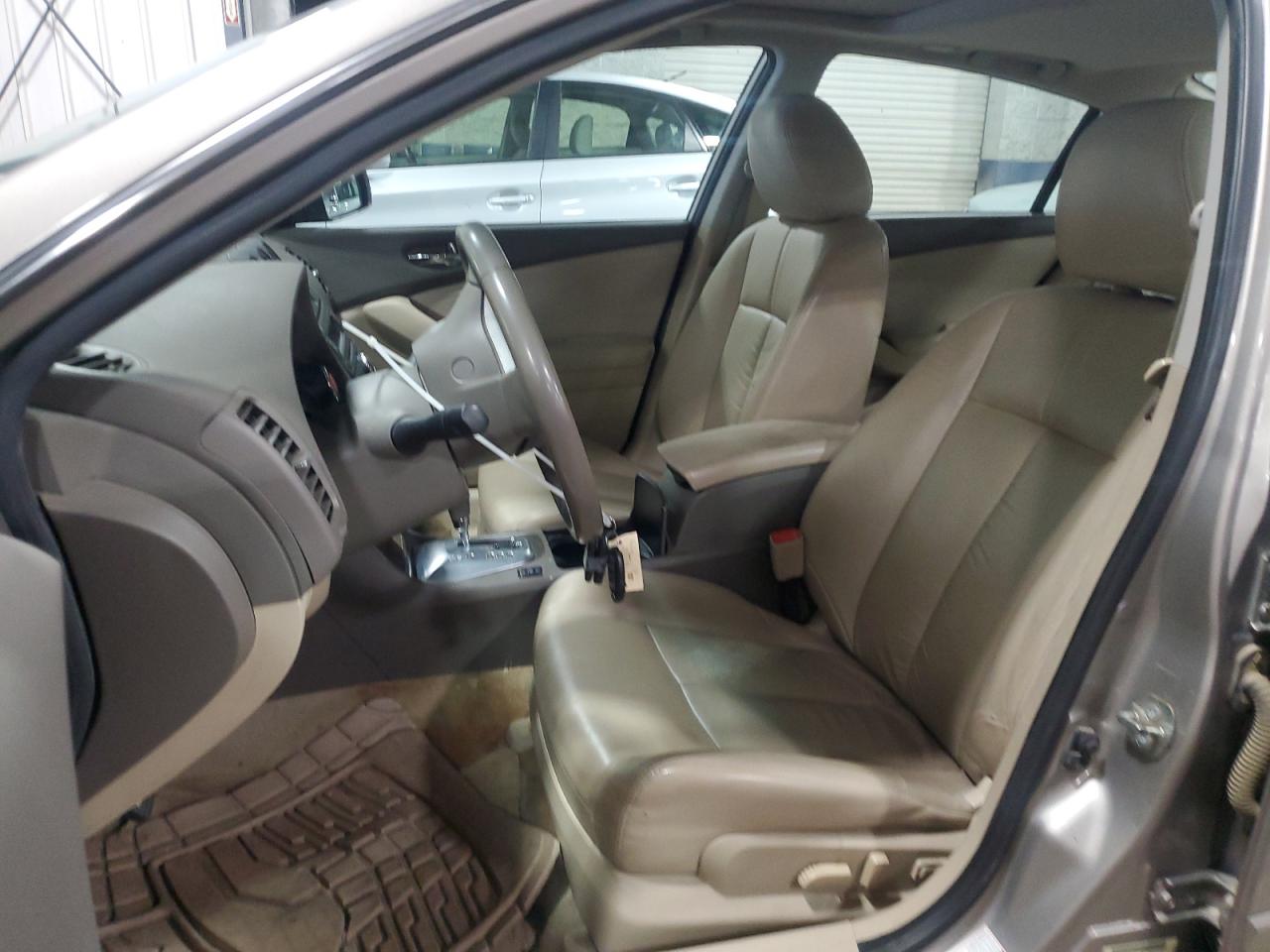 2012 Nissan Altima - Image 7
