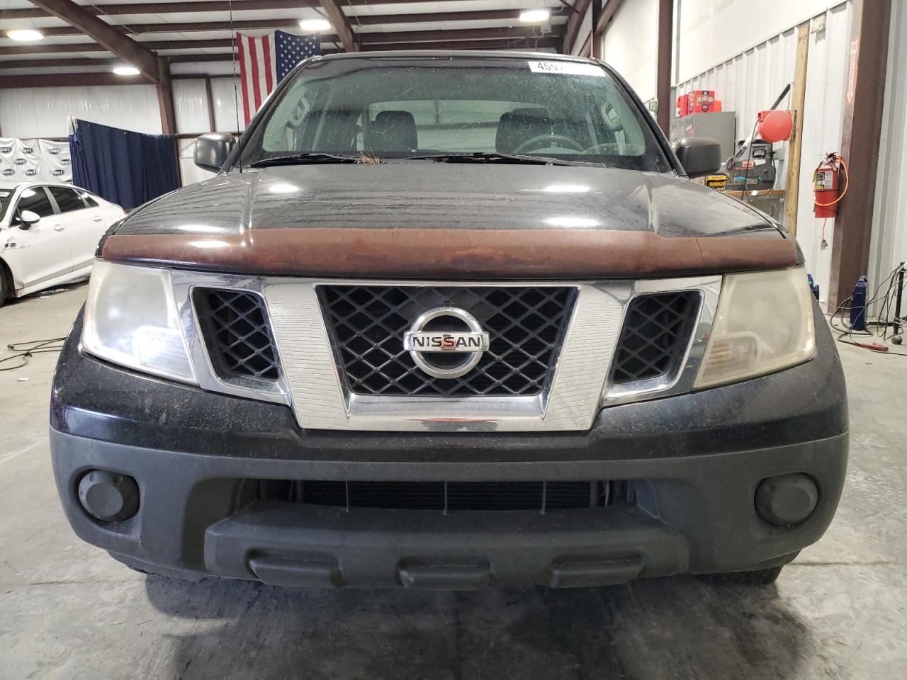 2012 Nissan Navara (Frontier) - Image 5