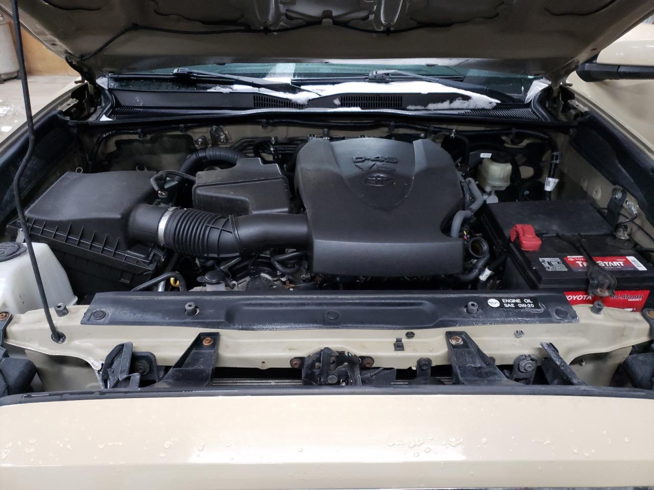 2016 Toyota Tacoma - Image 12
