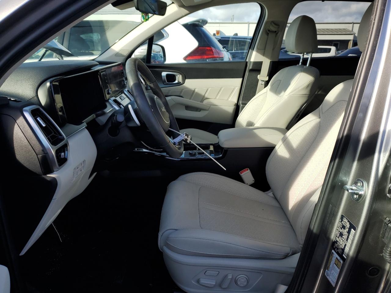 2024 Kia Sorento - Image 7