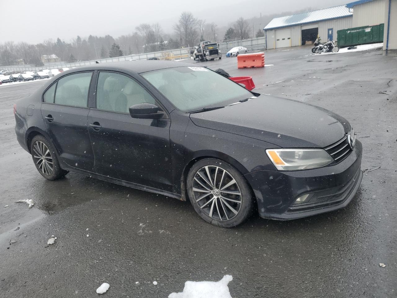 2016 Volkswagen Jetta - Image 4