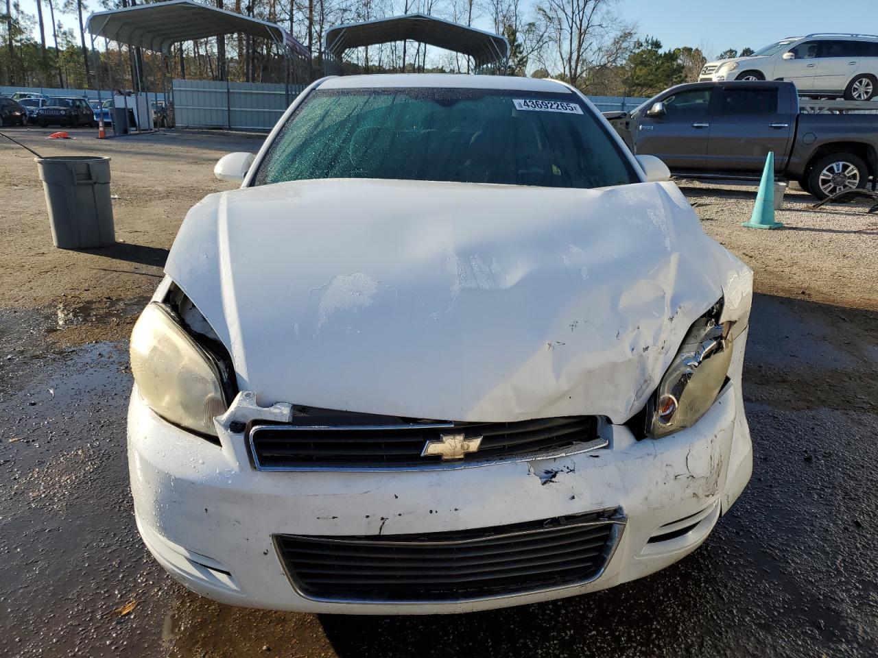 2010 Chevrolet Impala - Image 5