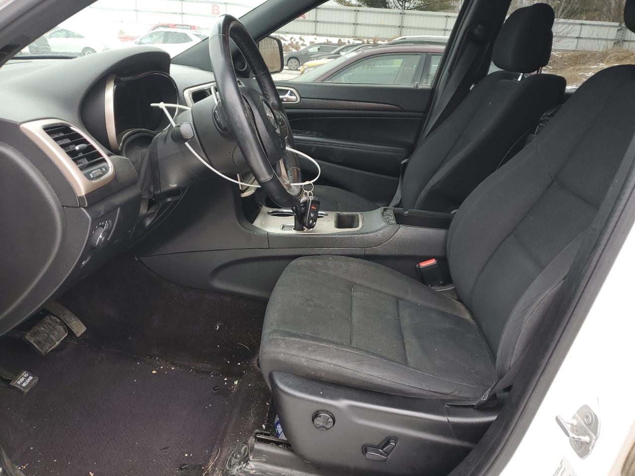 2015 Jeep Grand Cherokee - Image 7