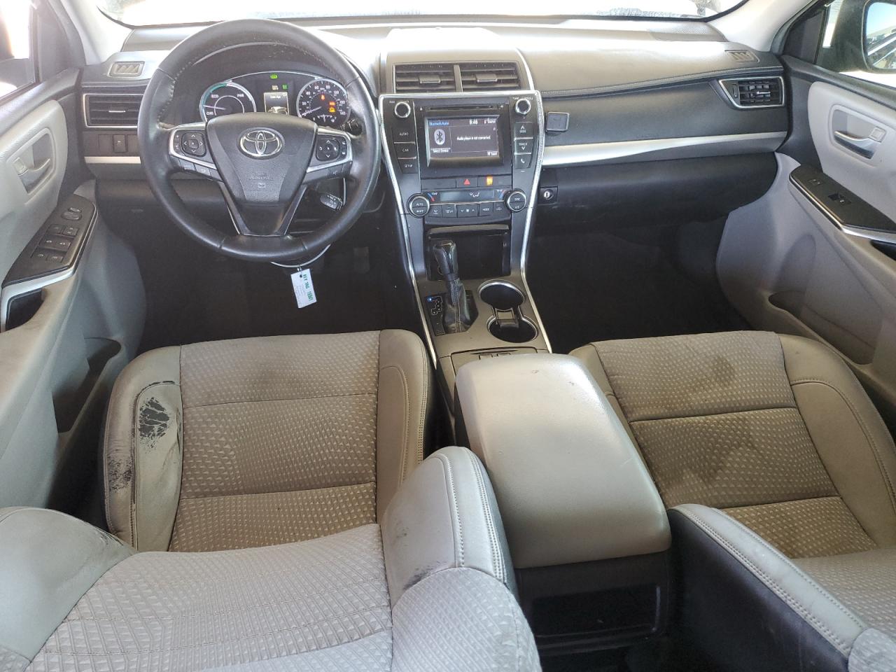 2015 Toyota Camry - Image 8