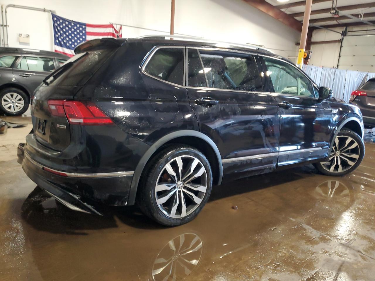 2020 Volkswagen Tiguan - Image 3