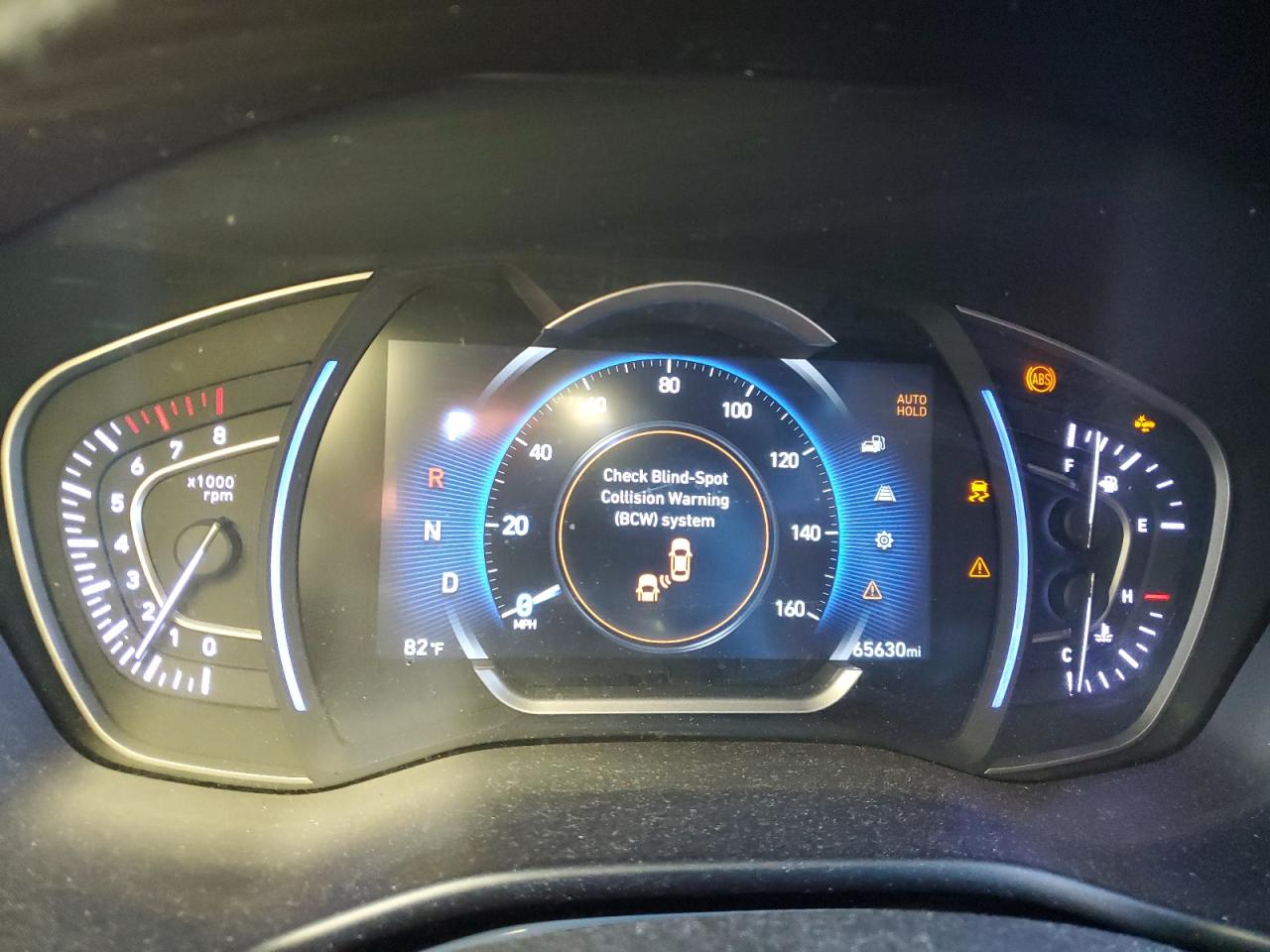 2019 Hyundai Santa Fe - Image 9