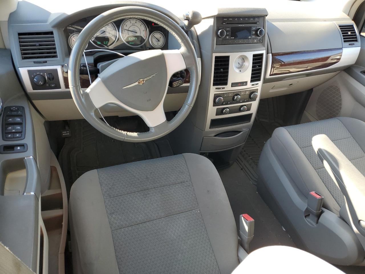 2010 Chrysler Town & Country Touring VIN: 2A4RR5D11AR460878 Lot: 46420665