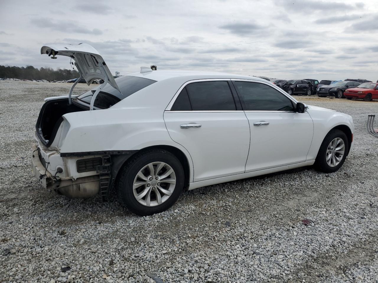 2015 Chrysler 300 - Image 3