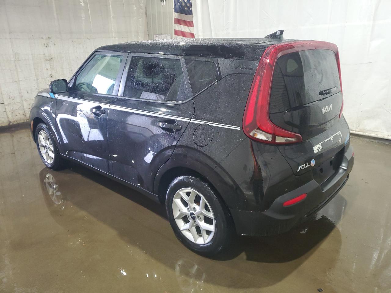 2022 Kia Soul - Image 2