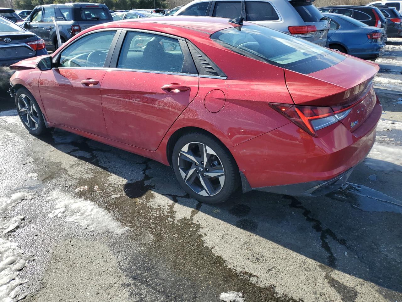 2022 Hyundai Elantra - Image 2