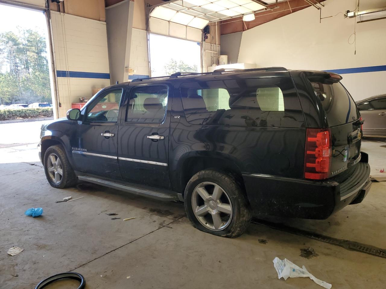 2012 Chevrolet Suburban - Image 2
