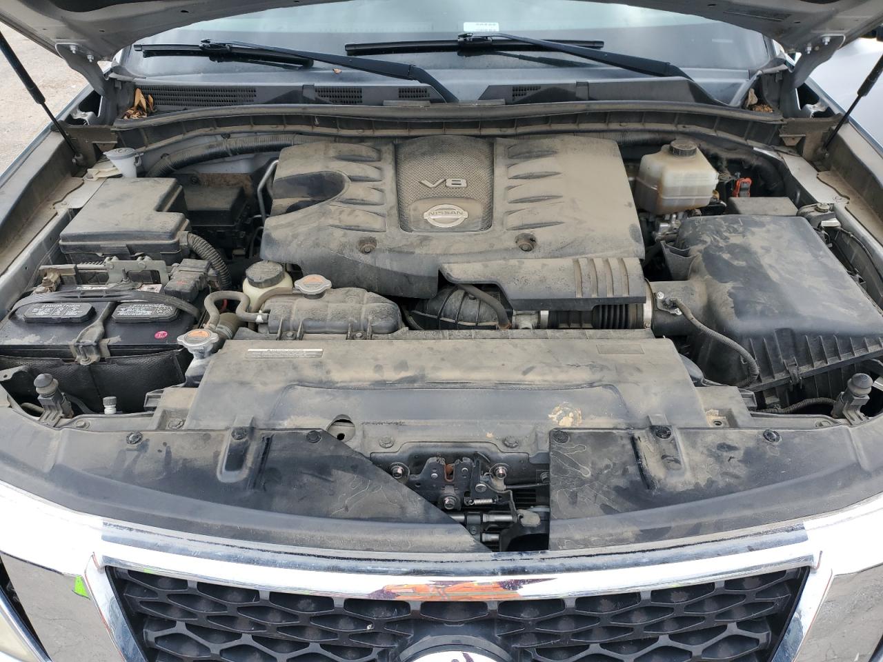 2017 Nissan Armada - Image 12