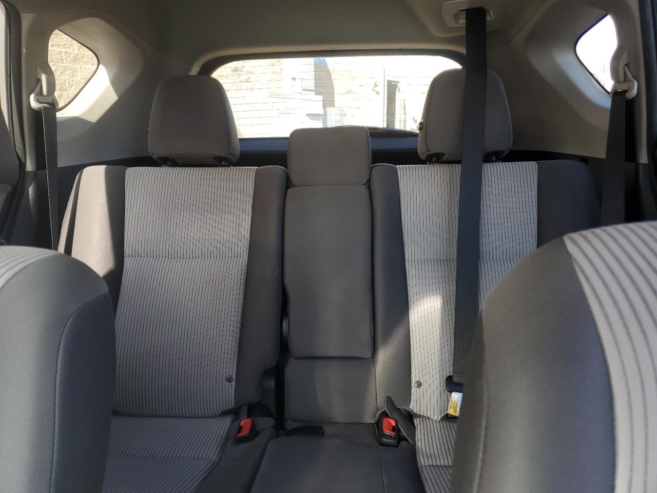 2014 Toyota RAV 4 - Image 10