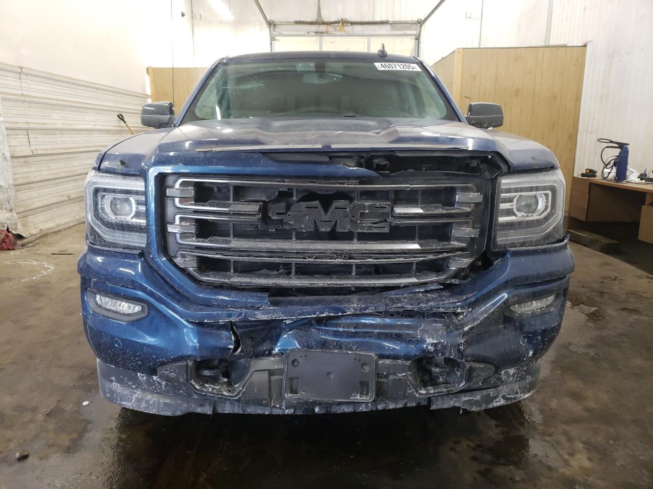 2017 GMC Sierra - Image 5