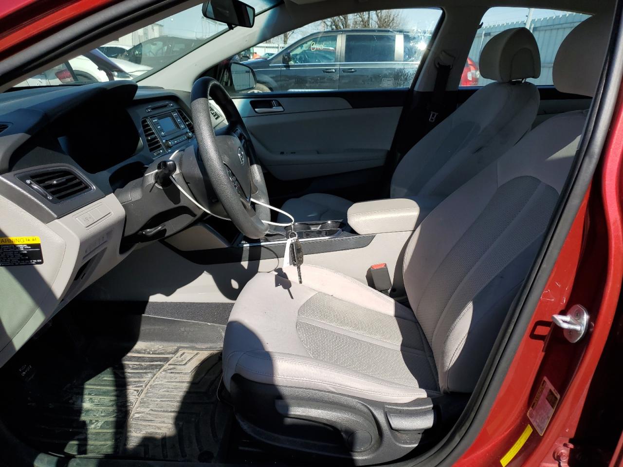 2015 Hyundai Sonata - Image 7
