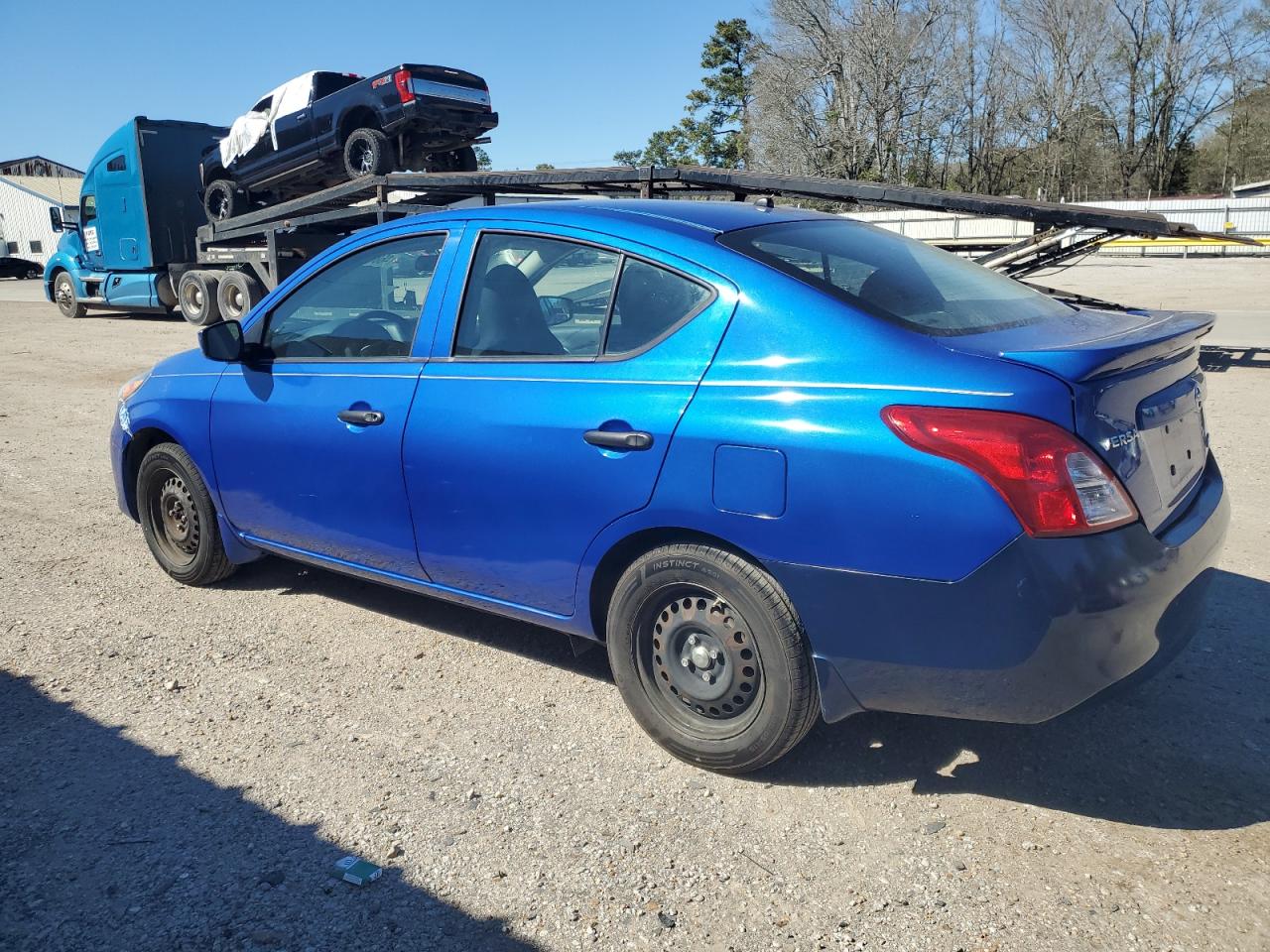 2016 Nissan Versa - Image 2