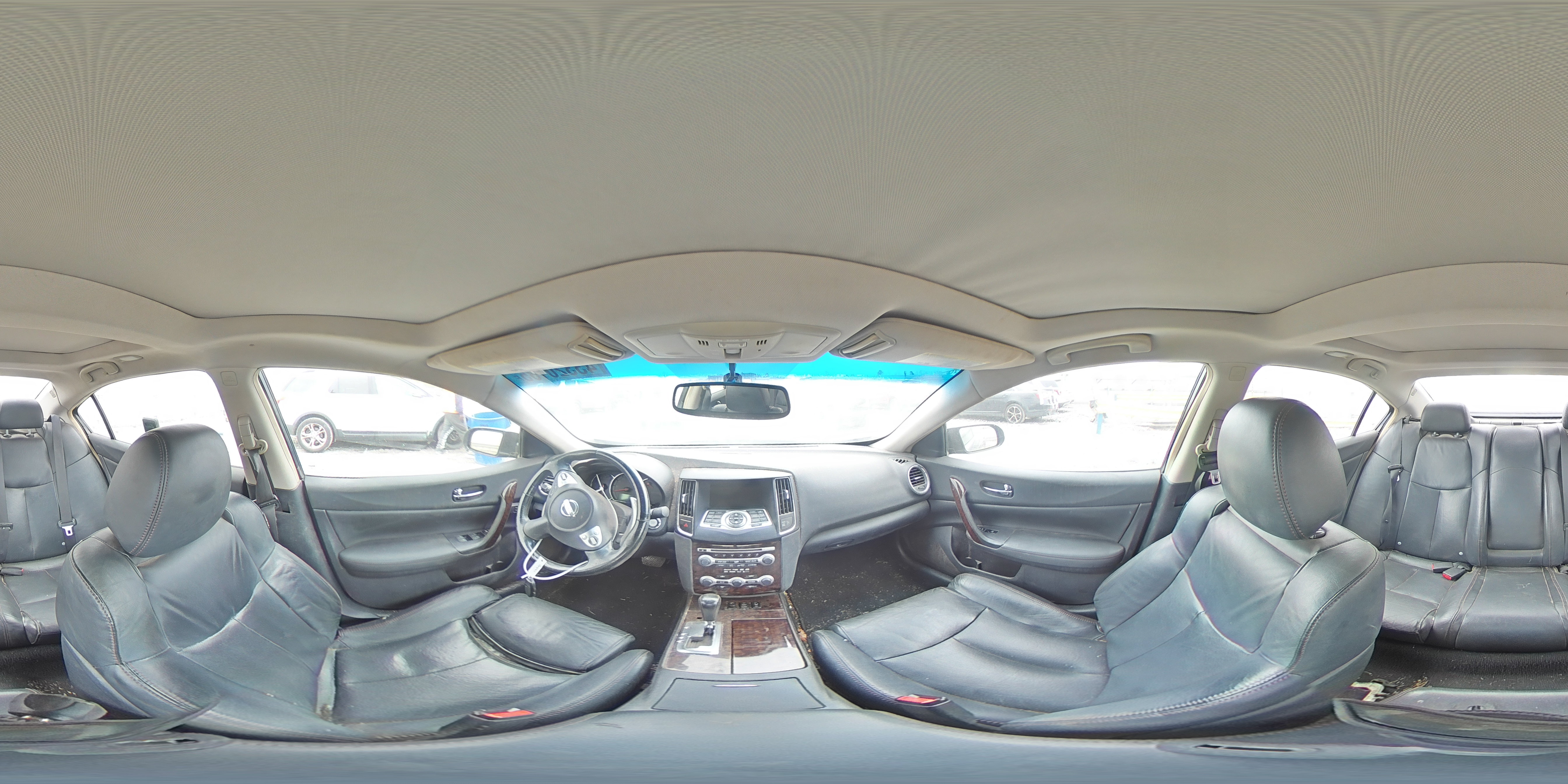 2010 Nissan Maxima - Image 12