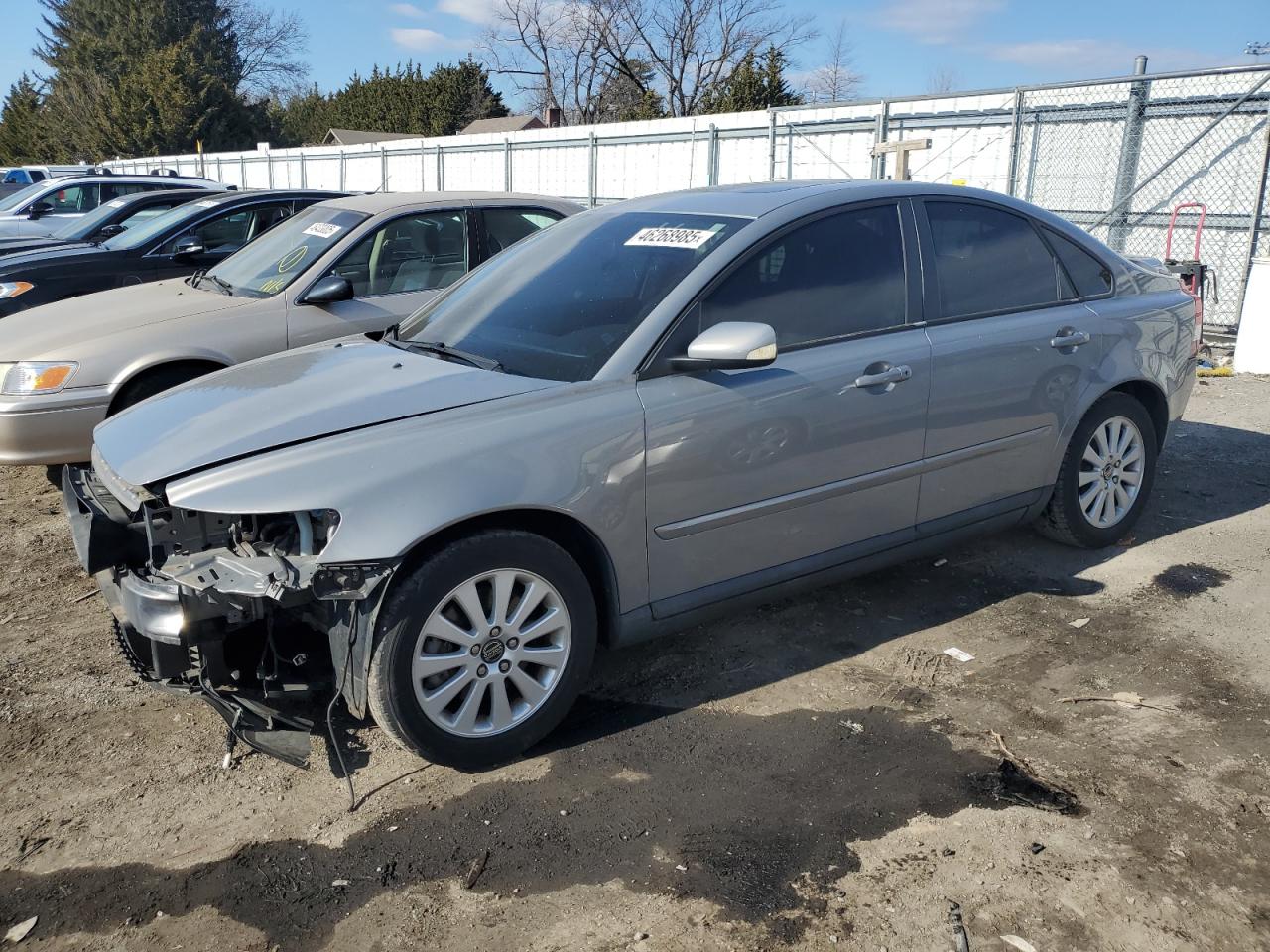 2005 Volvo S40 - Image 1