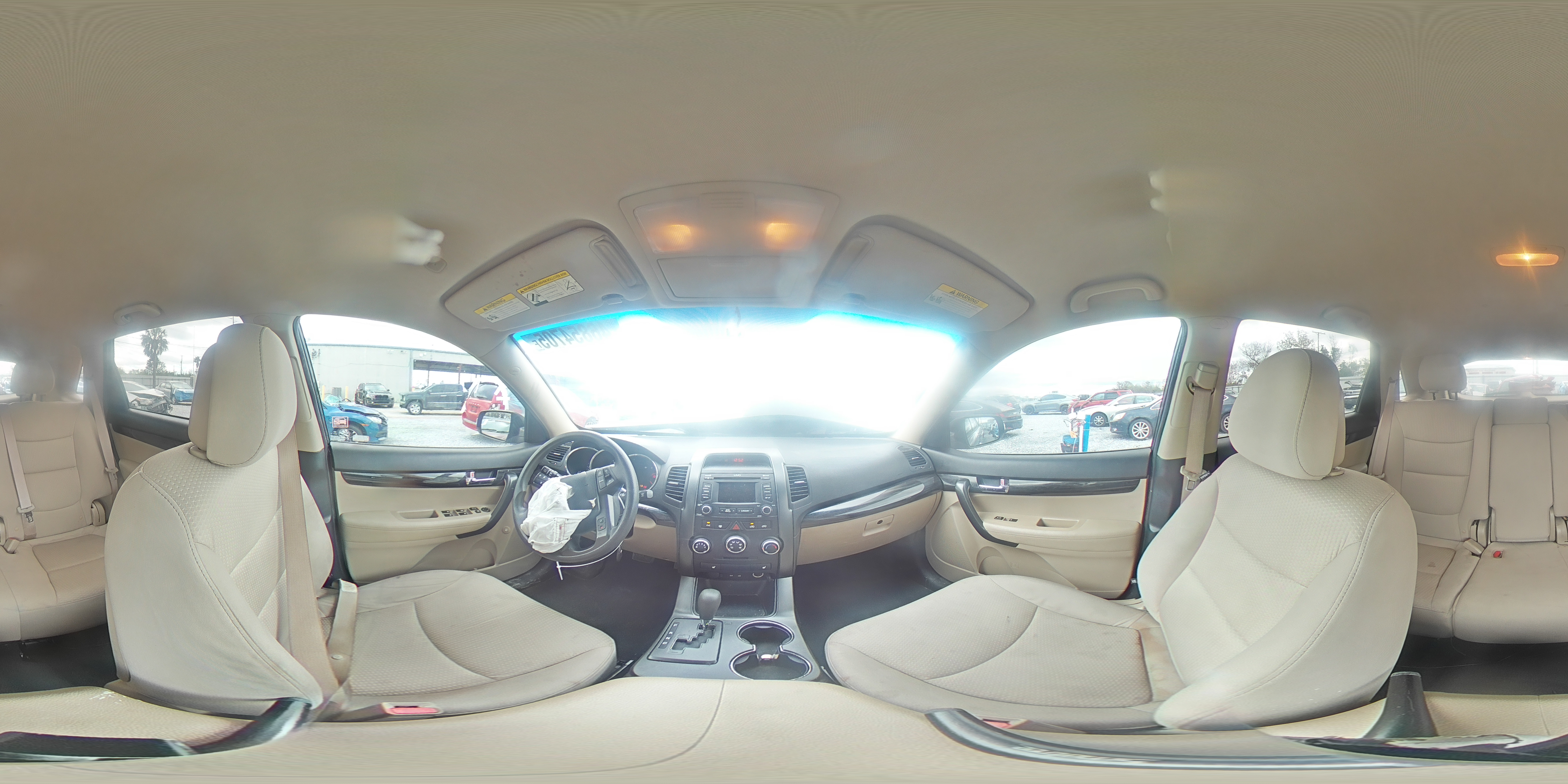 2013 Kia Sorento - Image 13