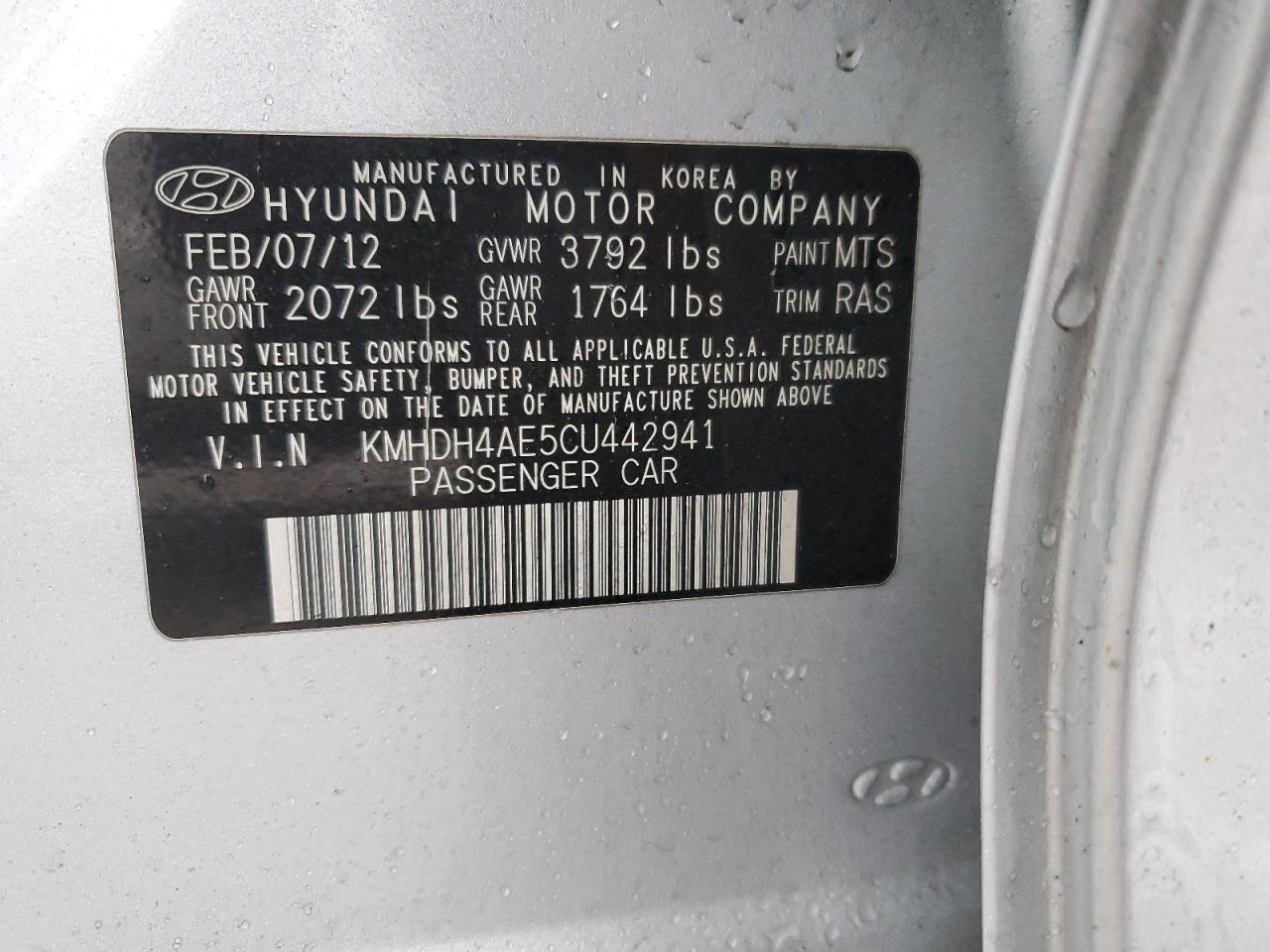 2012 Hyundai Elantra - Image 12