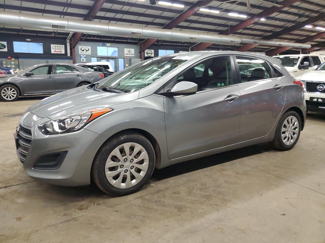 2016 Hyundai Elantra - Image 1