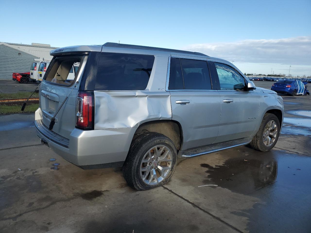 2017 GMC Yukon - Image 3