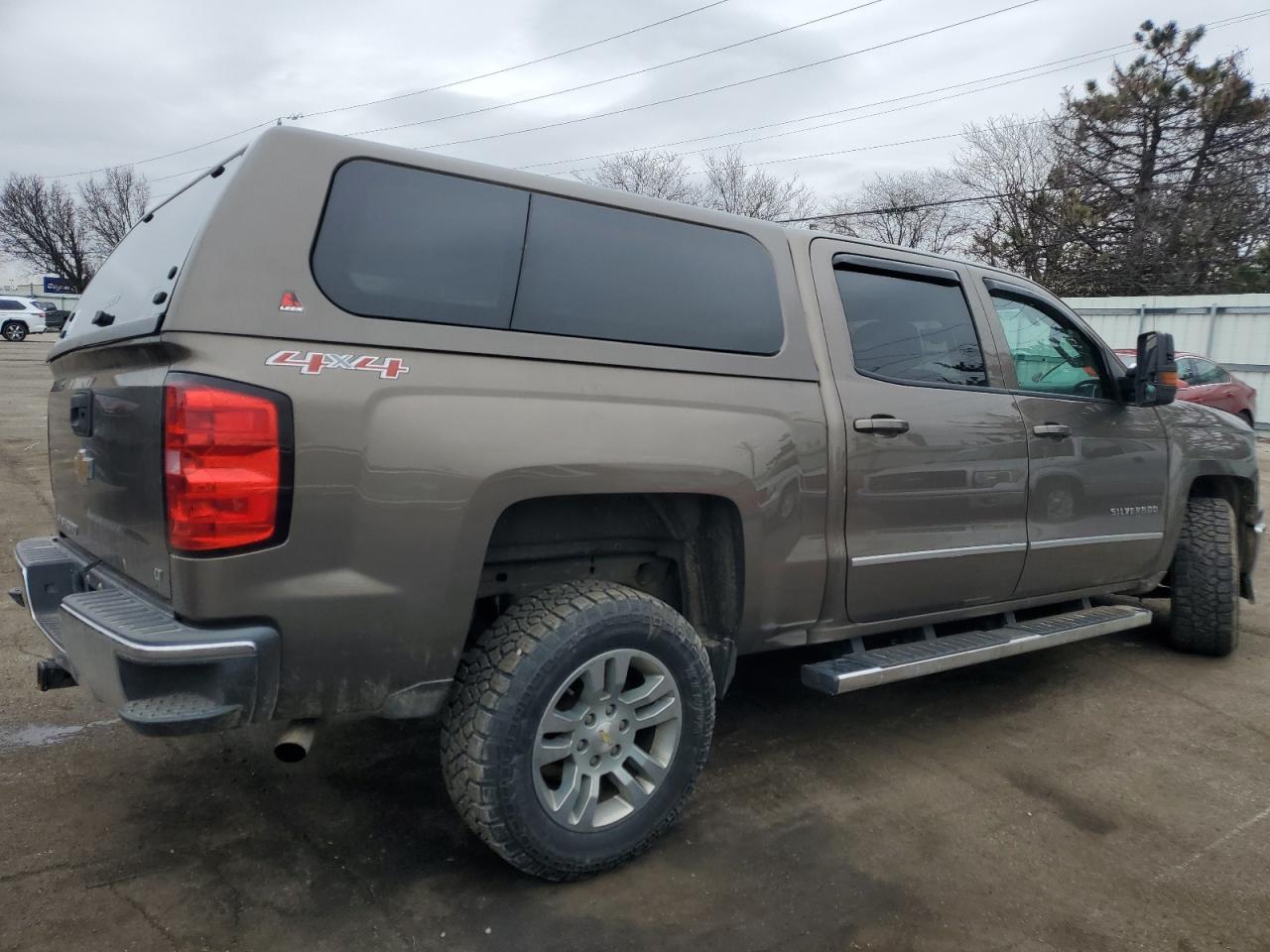 2015 Chevrolet Silverado - Image 3