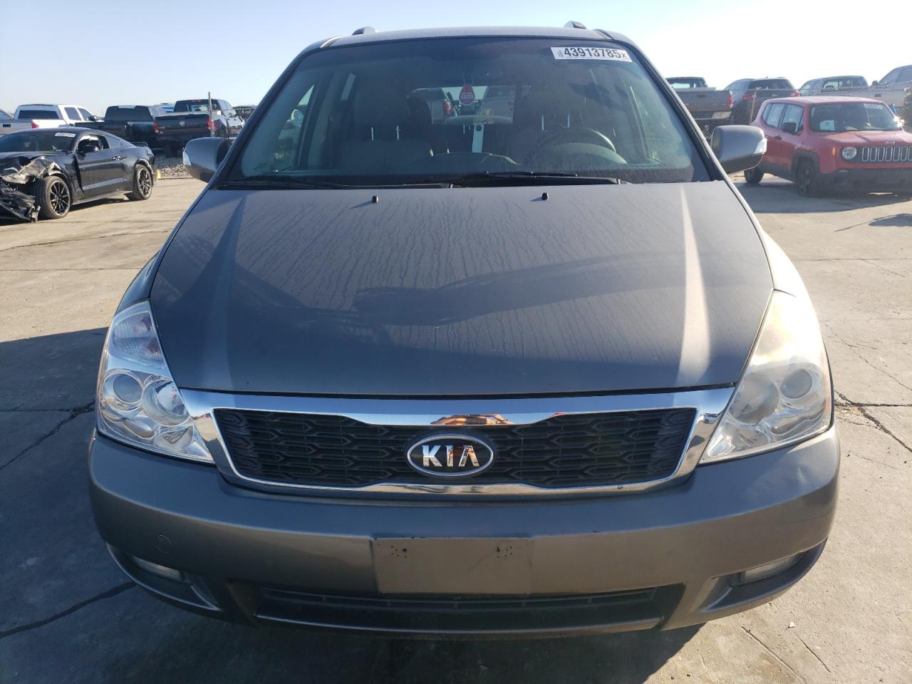 2012 Kia Sedona - Image 5