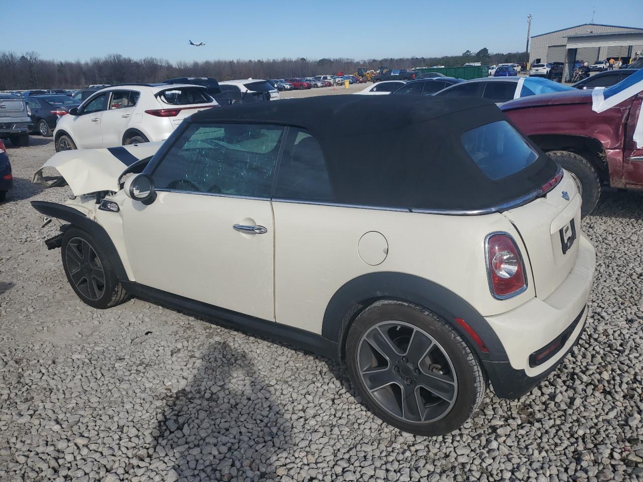 2011 MINI Cooper - Image 2