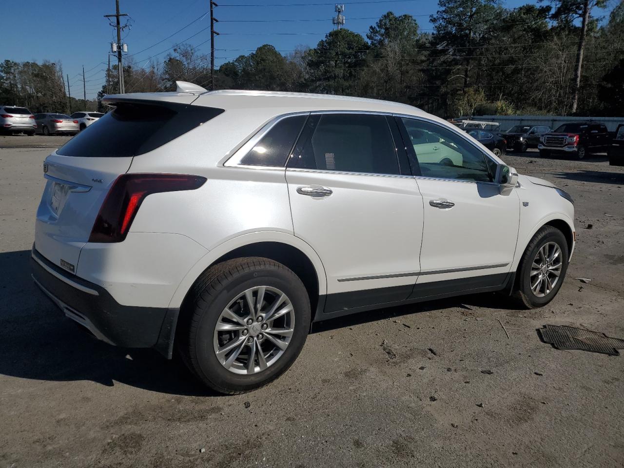 2020 Cadillac XT5 - Image 3