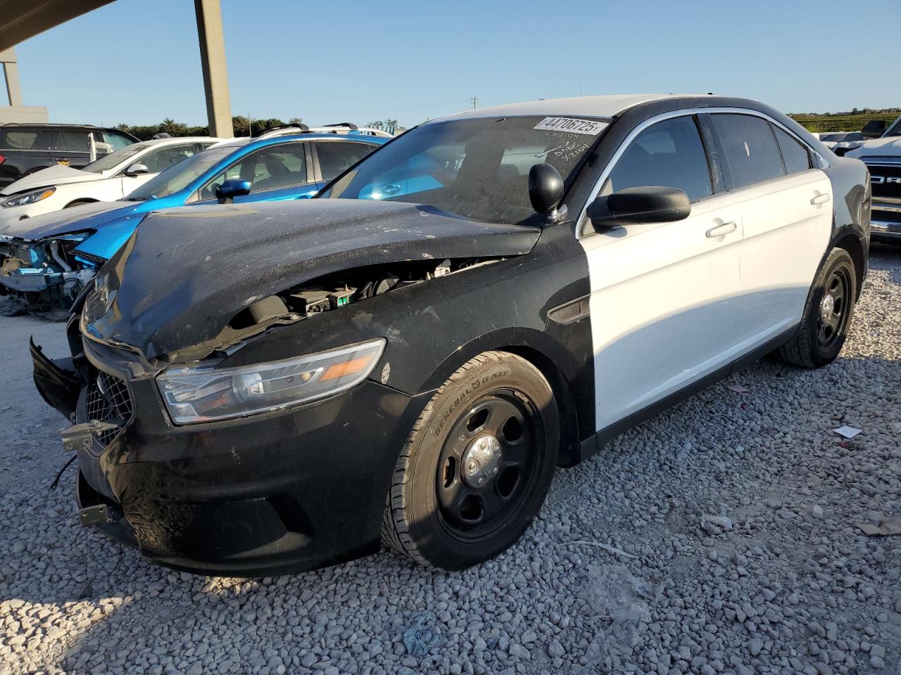 2016 Ford Taurus - Image 1