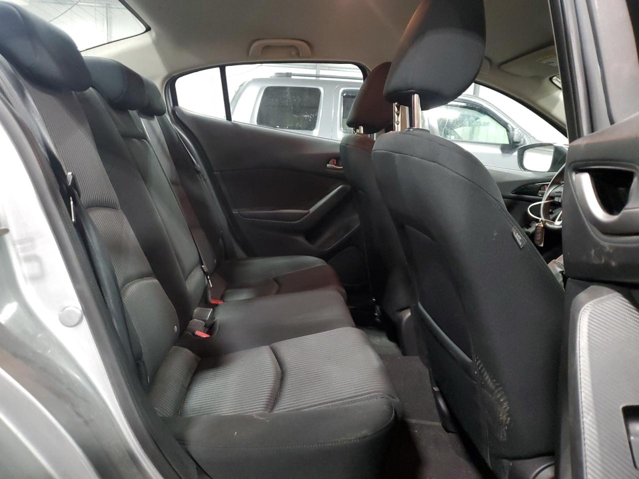 2014 Mazda 3 - Image 10