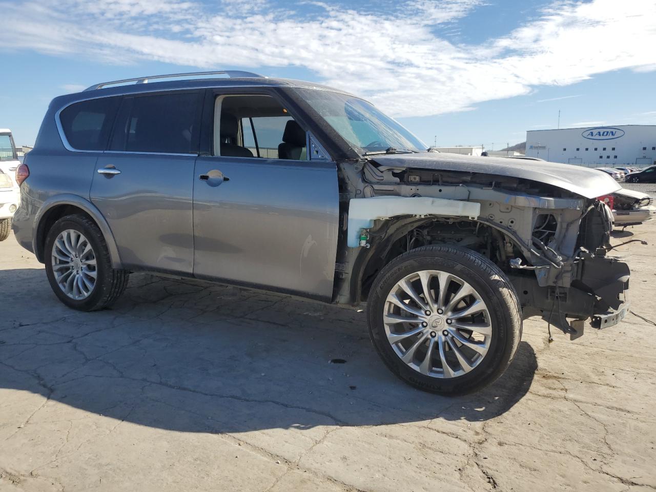 2016 Infiniti QX80 - Image 4