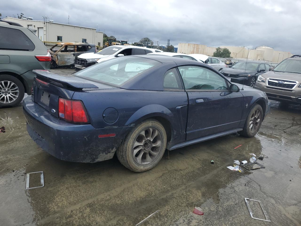 2001 Ford Mustang - Image 3