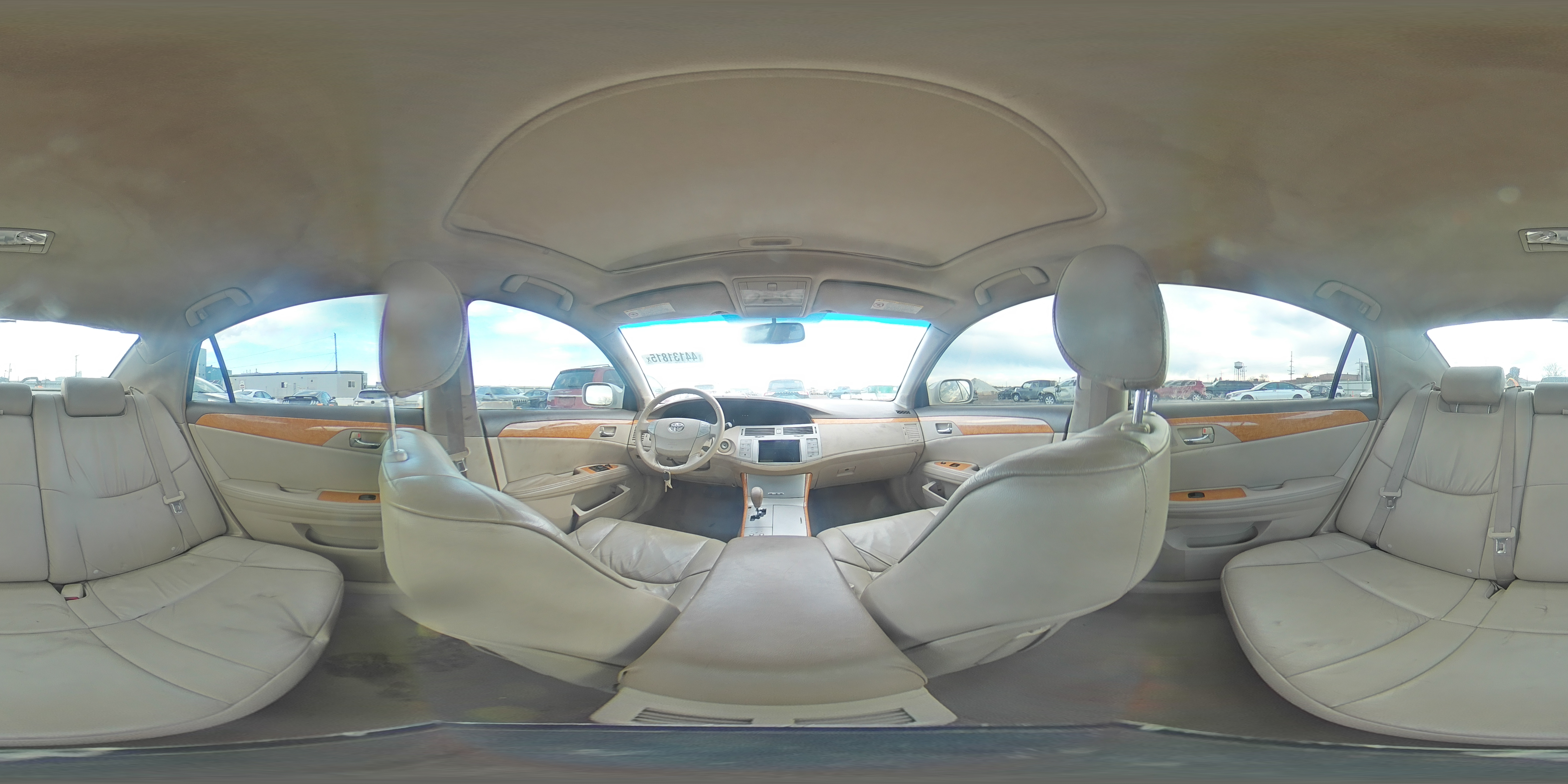 2005 Toyota Avalon - Image 12