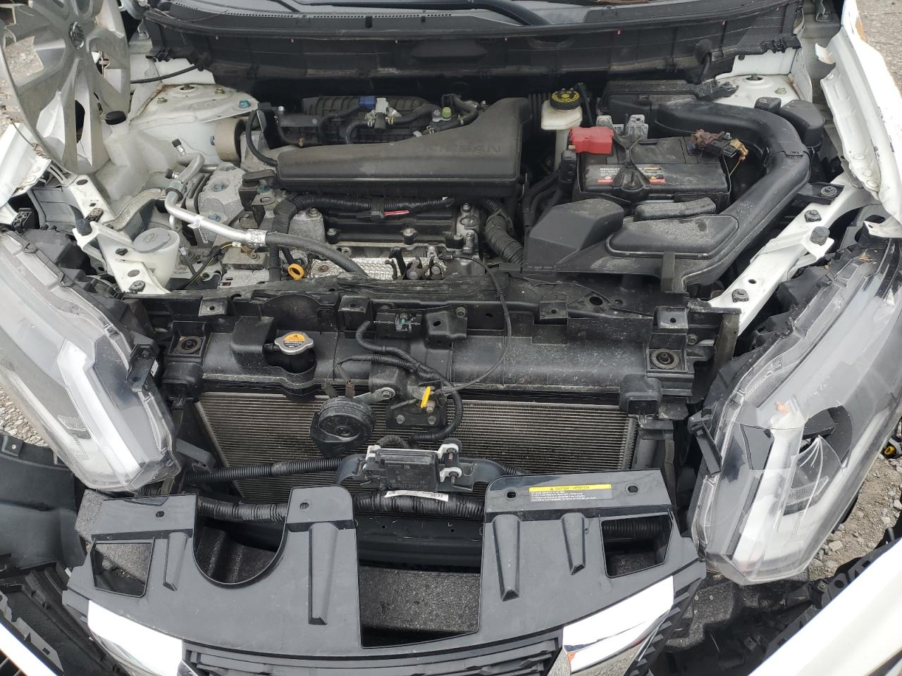 KNMAT2MV3JP587865 NISSAN ROGUE 2018