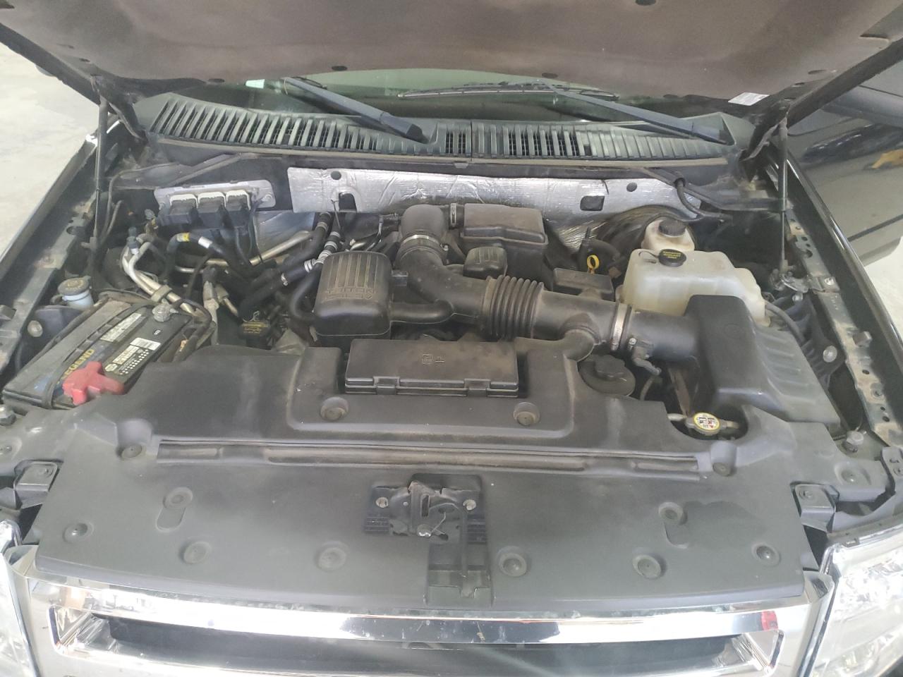2011 Ford Expedition - Image 12