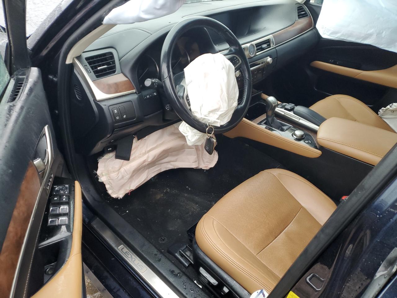 2016 Lexus GS - Image 8