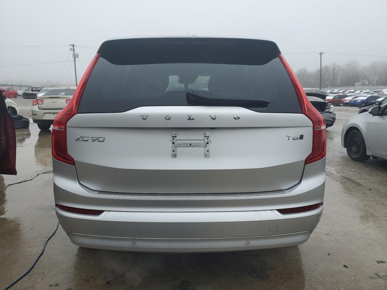2022 Volvo XC90 - Image 6
