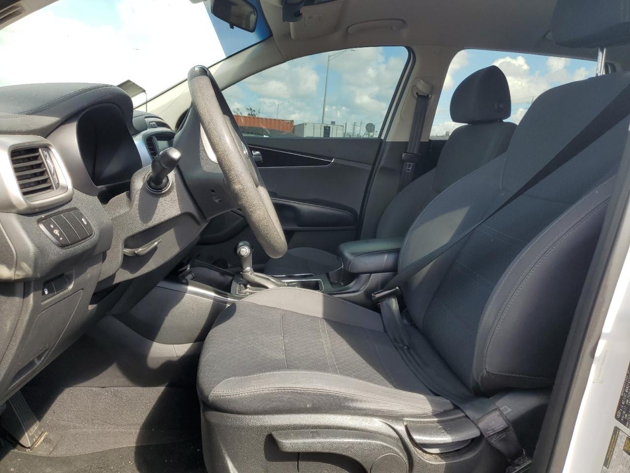 2018 Kia Sorento - Image 7