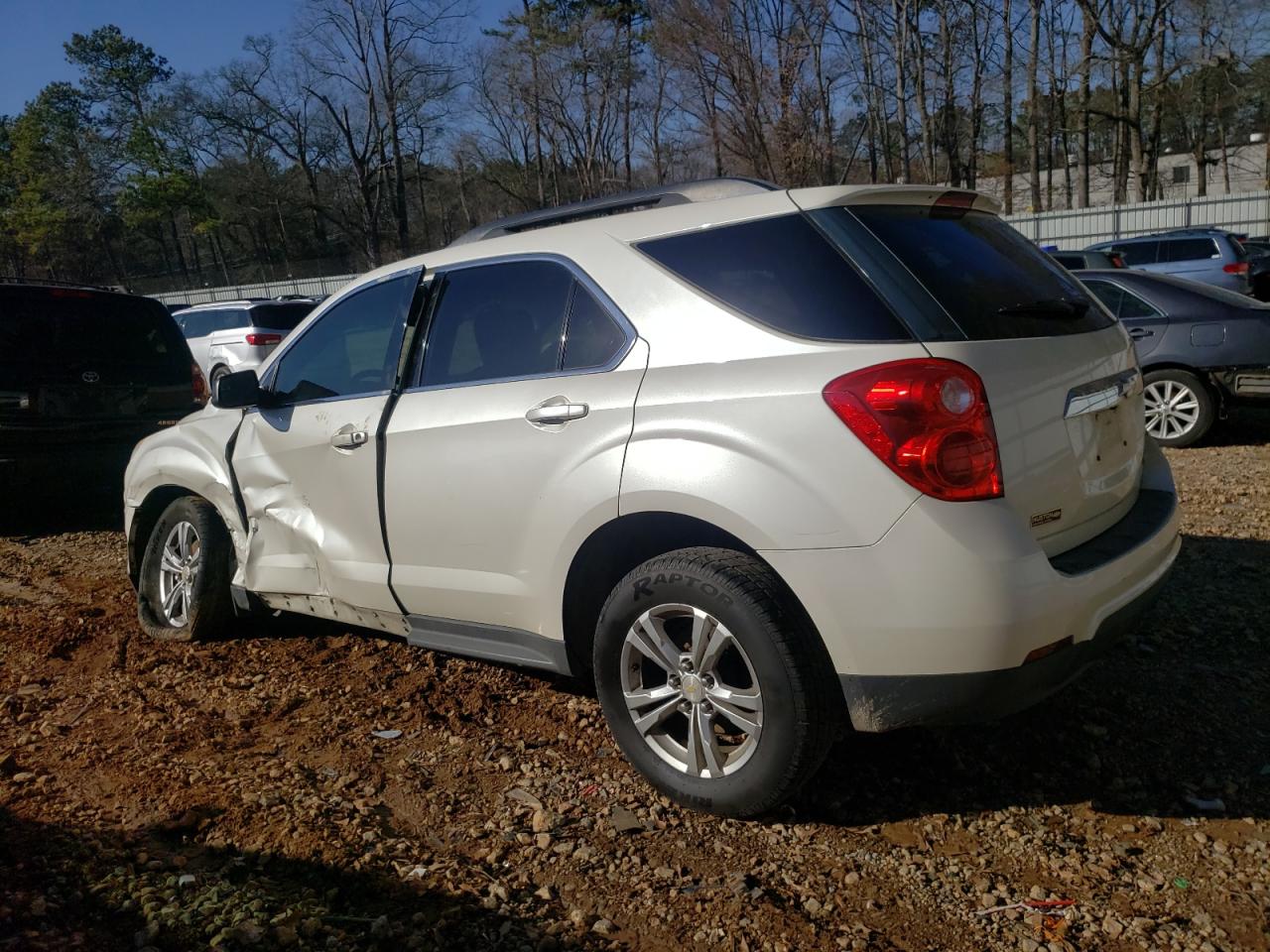 2014 Chevrolet Equinox - Image 2