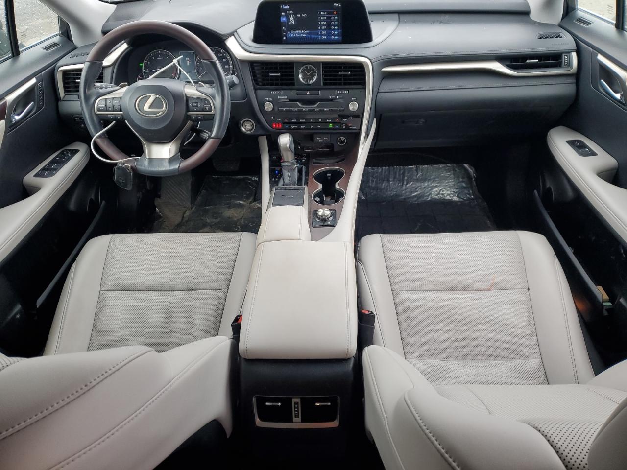 2020 Lexus RX - Image 8